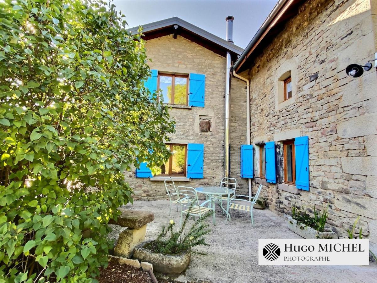 Les Volets Bleus Vila La Chapelle-aux-Bois Exterior foto